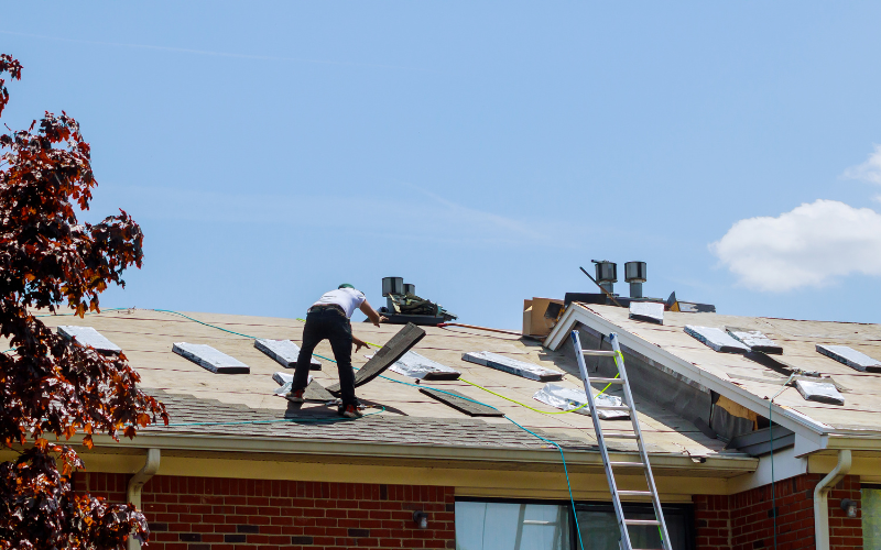 Roof Replacement in Oxfordshire: When Is It Time for a New Roof?